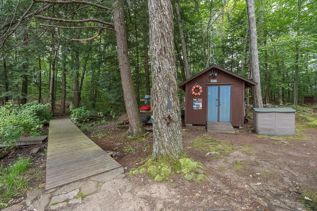 144 Beech Island Strafford NH 03884