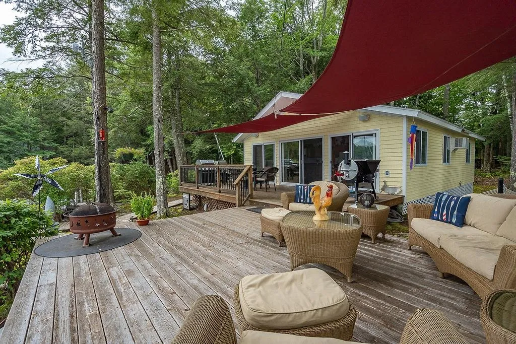 144 Beech Island Strafford NH 03884