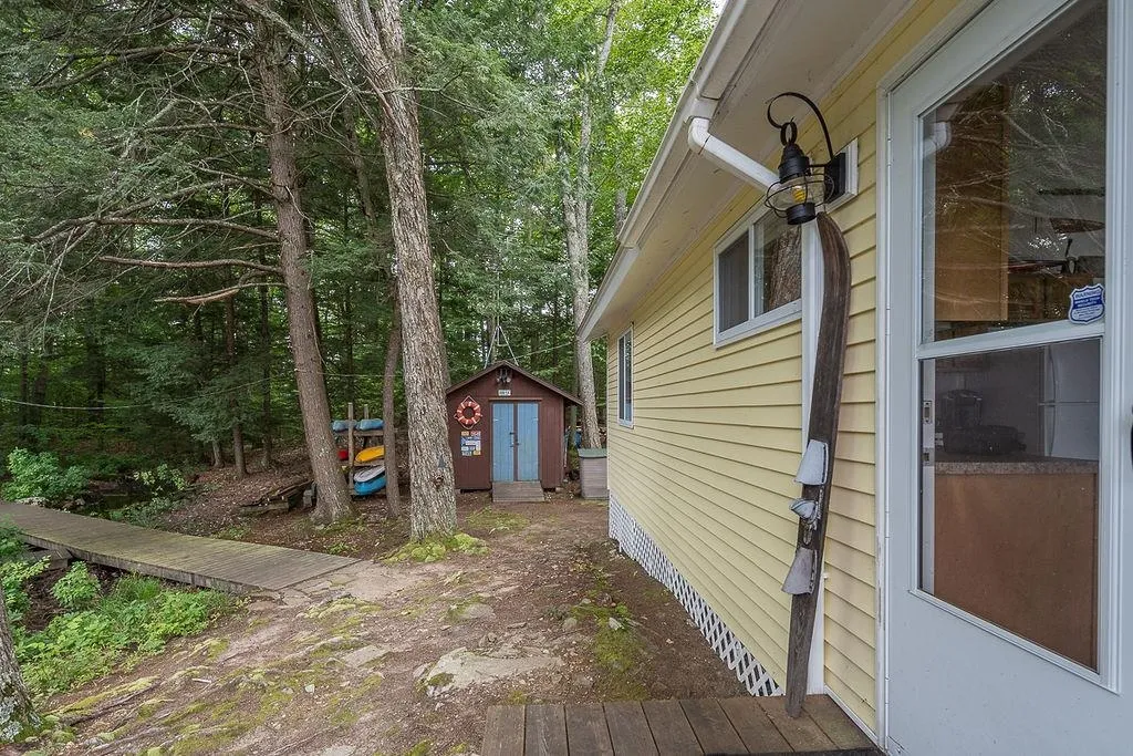 144 Beech Island Strafford NH 03884
