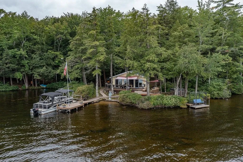 144 Beech Island Strafford NH 03884