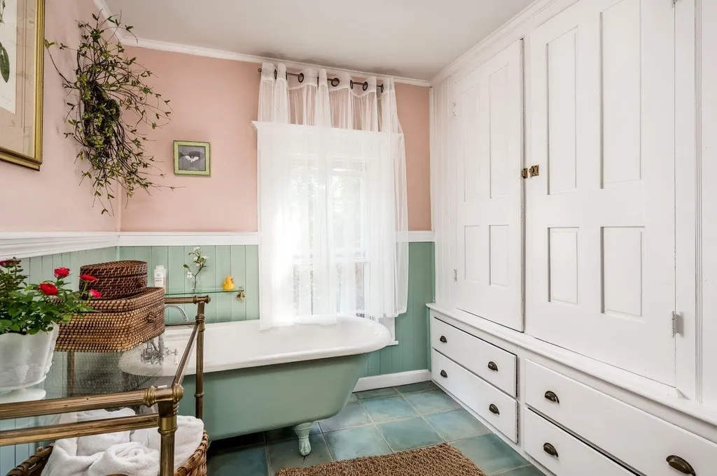 34 Cushing Street Dover NH 03820