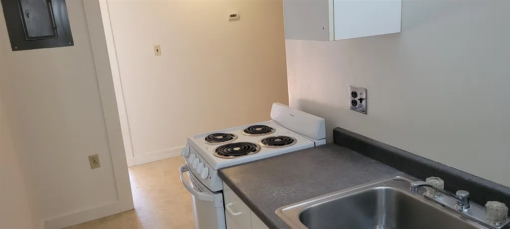 171 Court Street Exeter NH 03833