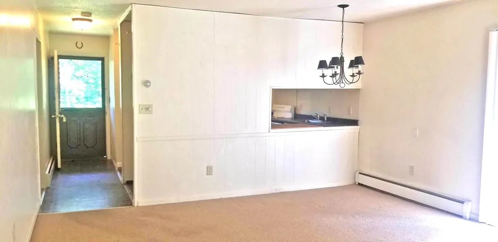 59 Brookside Drive Brattleboro VT 05301
