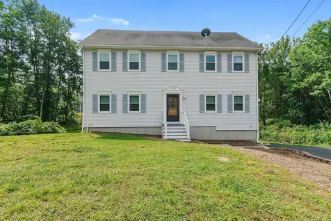 56 Kingston Road Exeter NH 03833