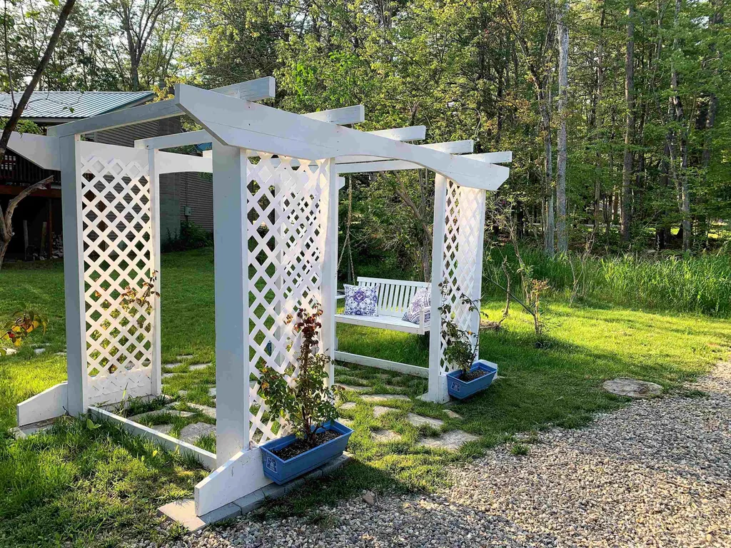 35 Hunter Lane Barrington NH 03825