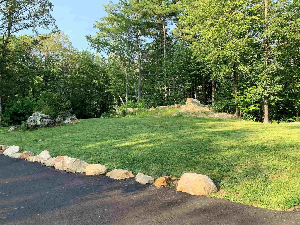 35 Hunter Lane Barrington NH 03825