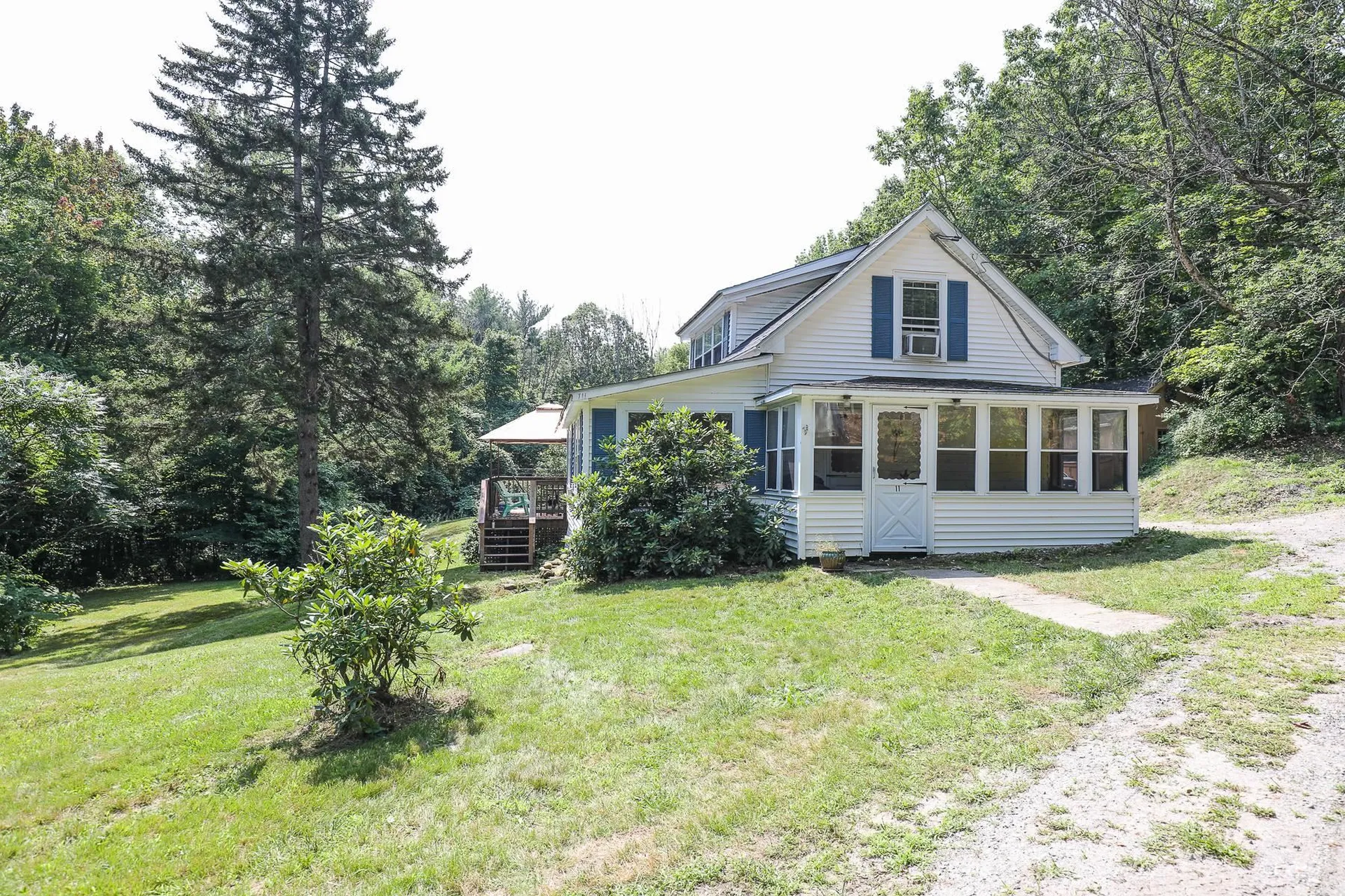 11 Maplewold Road Weare NH 03281