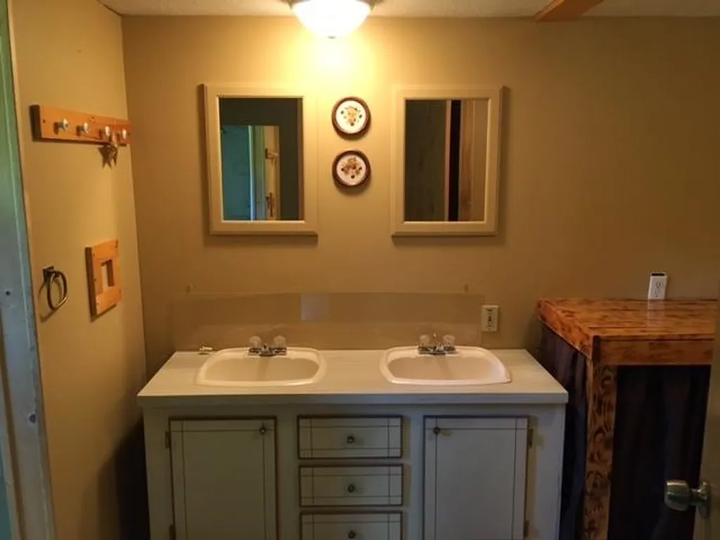 72 Smith Road Orange VT 05641