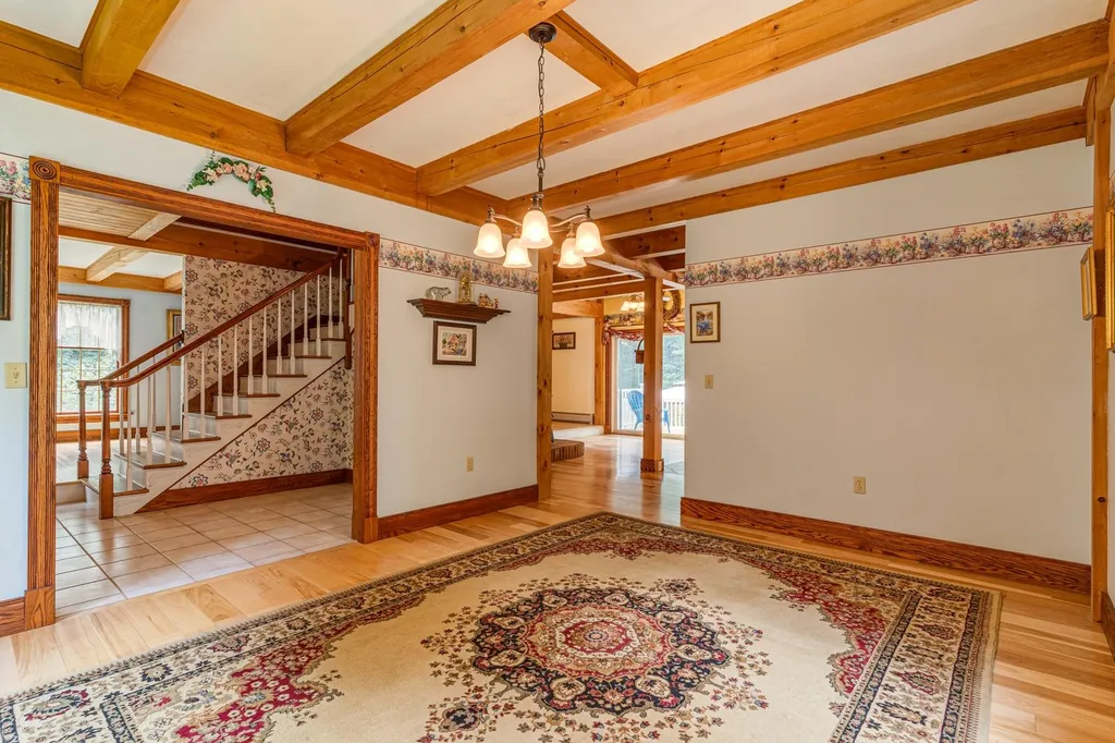 19 Sandy Brook Drive Durham NH 03824