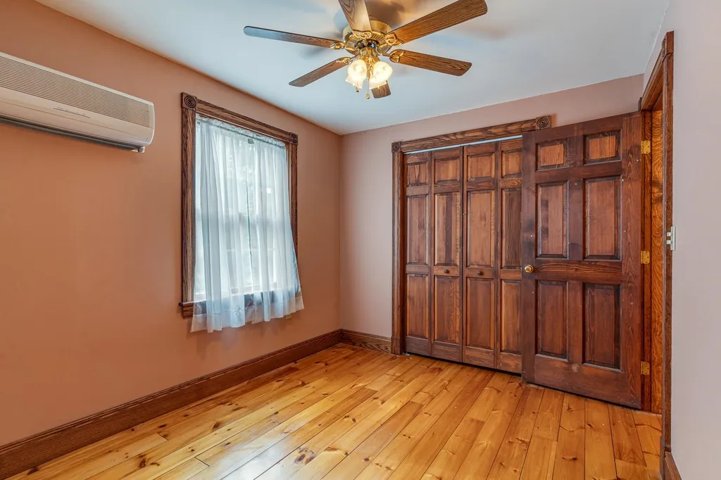 19 Sandy Brook Drive Durham NH 03824