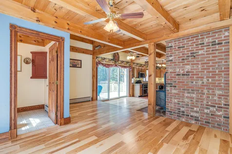 19 Sandy Brook Drive Durham NH 03824