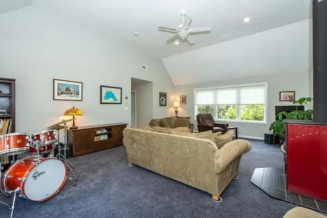 77 Oak Hill Road Barrington NH 03825