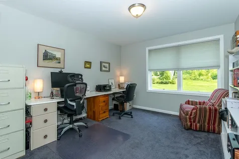 77 Oak Hill Road Barrington NH 03825