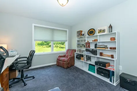 77 Oak Hill Road Barrington NH 03825