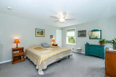 77 Oak Hill Road Barrington NH 03825