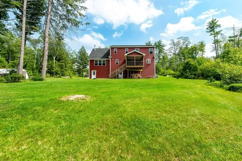 77 Oak Hill Road Barrington NH 03825