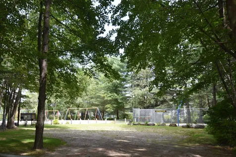 18 Red Fox Crossing Hillsborough NH 03244