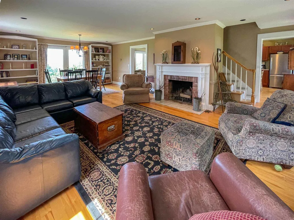 85 Burnt Mountain Road Warren VT 05674