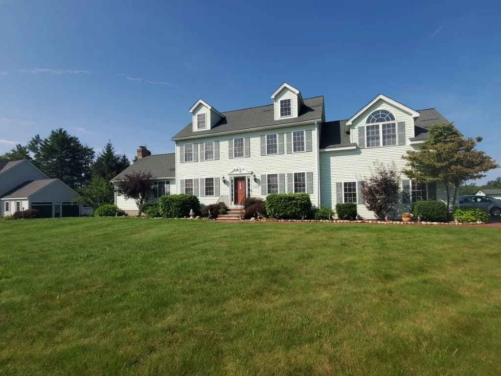 22 Gallant Drive Brentwood NH 03833