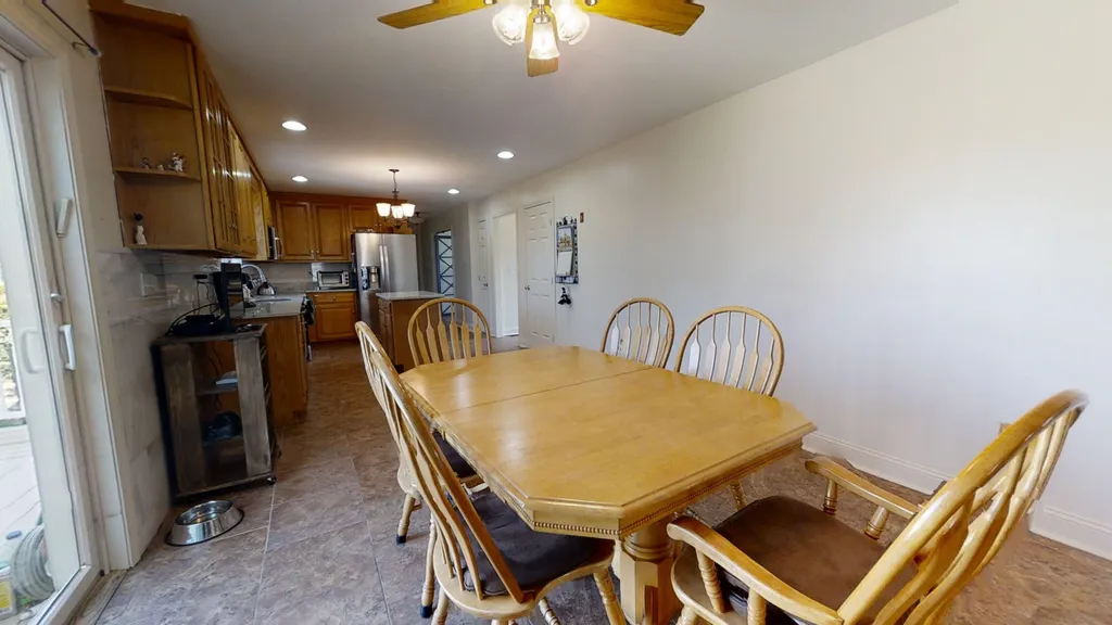 22 Gallant Drive Brentwood NH 03833