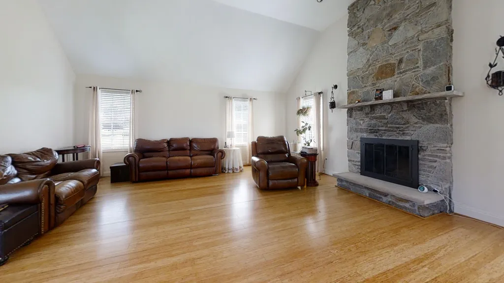 22 Gallant Drive Brentwood NH 03833