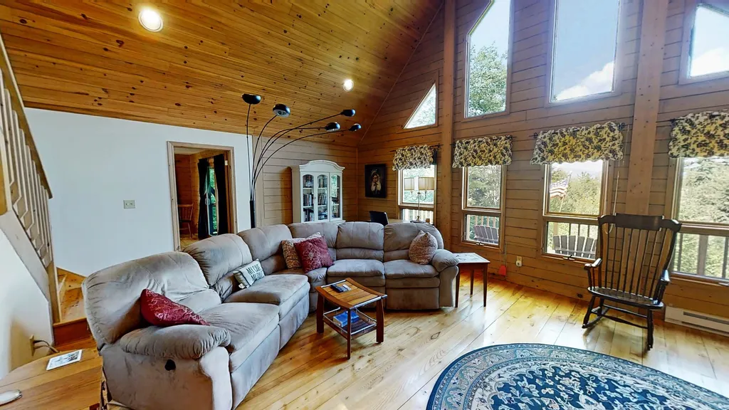 70 Stinson Road Plymouth NH 03264