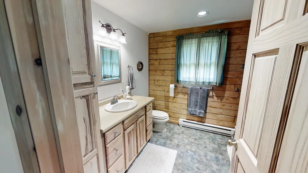 70 Stinson Road Plymouth NH 03264