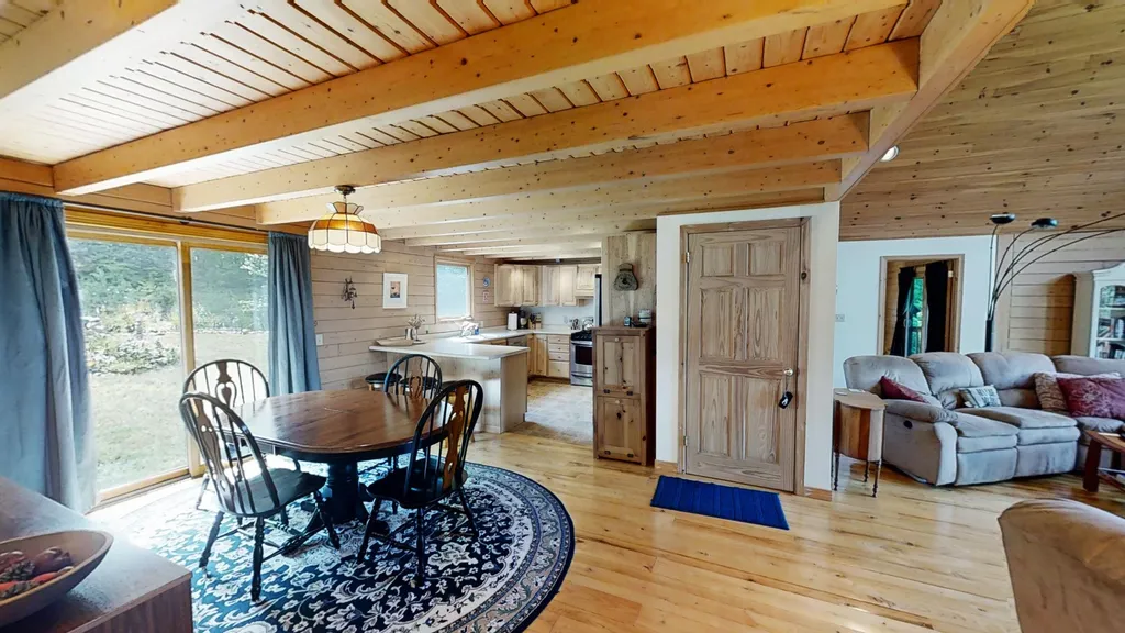 70 Stinson Road Plymouth NH 03264