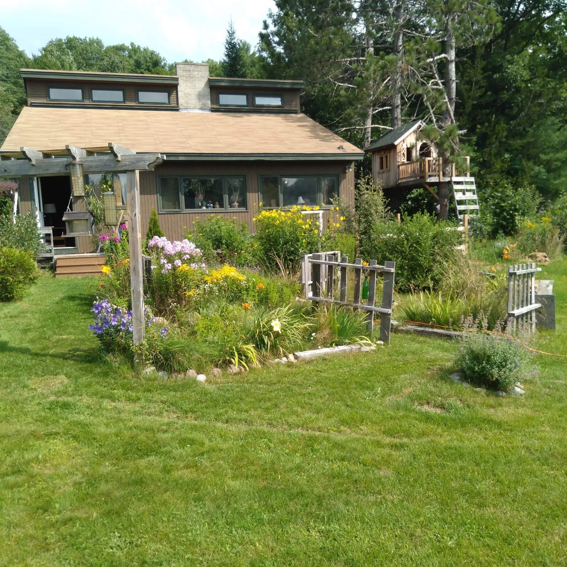 76 Eastern District Road Danbury NH 03230
