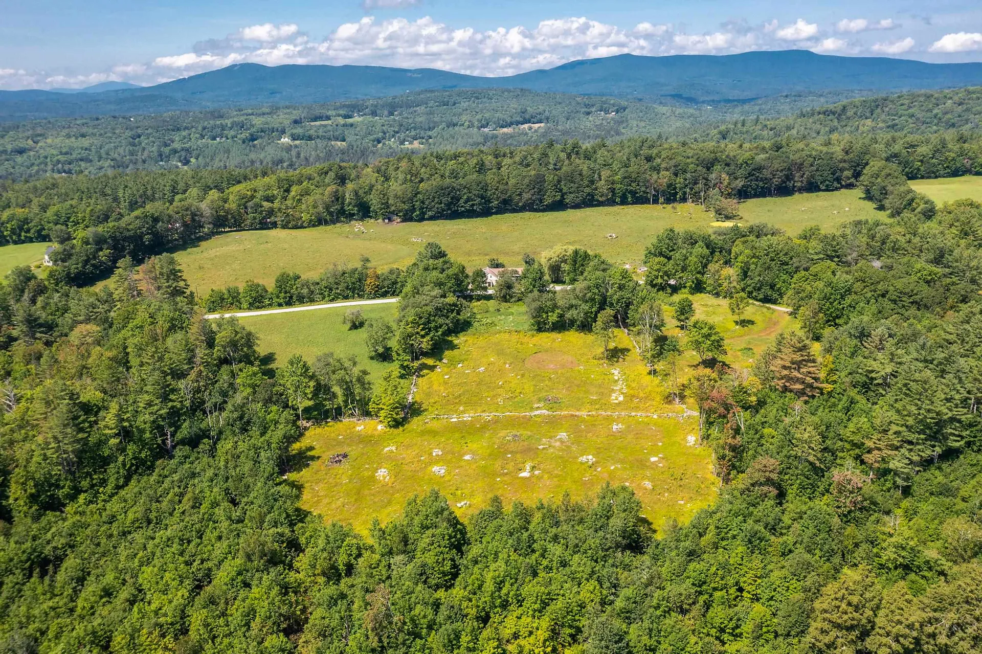 30 Hobart Road Londonderry VT 05148