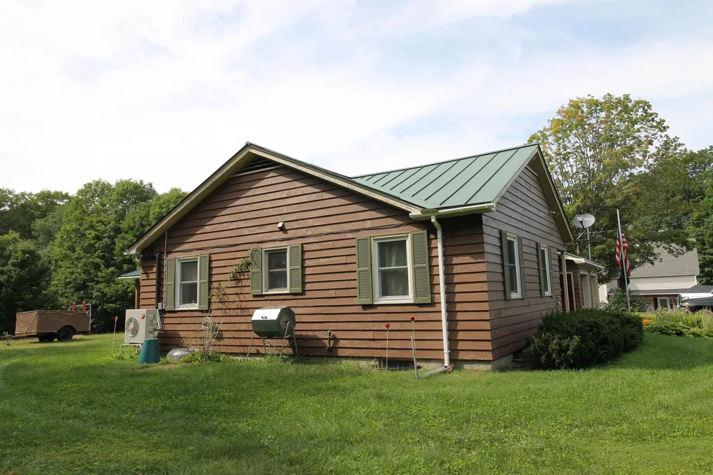 26 West Cobble Hill Road Barre Town VT 05641