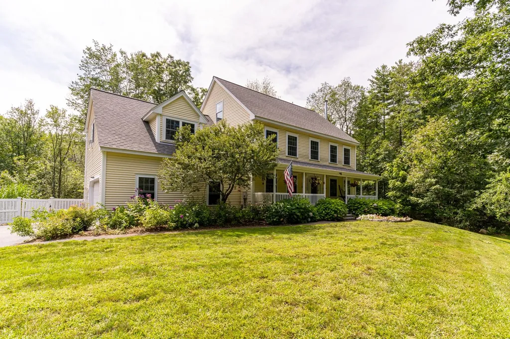 5 Nancy Lane Dover NH 03820
