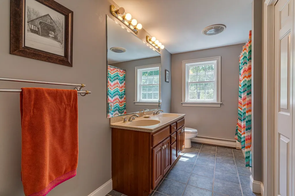 5 Nancy Lane Dover NH 03820