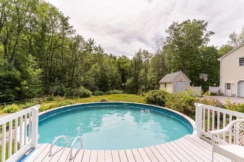 5 Nancy Lane Dover NH 03820