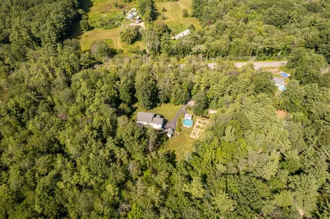 5 Nancy Lane Dover NH 03820