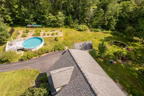 5 Nancy Lane Dover NH 03820