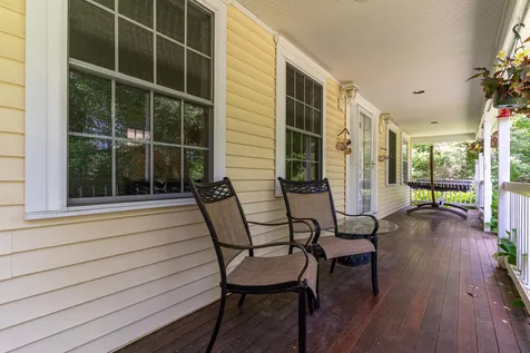 5 Nancy Lane Dover NH 03820