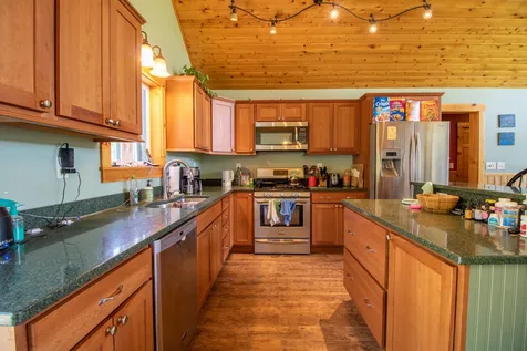 5139 Creek Road Albany VT 05855-8821