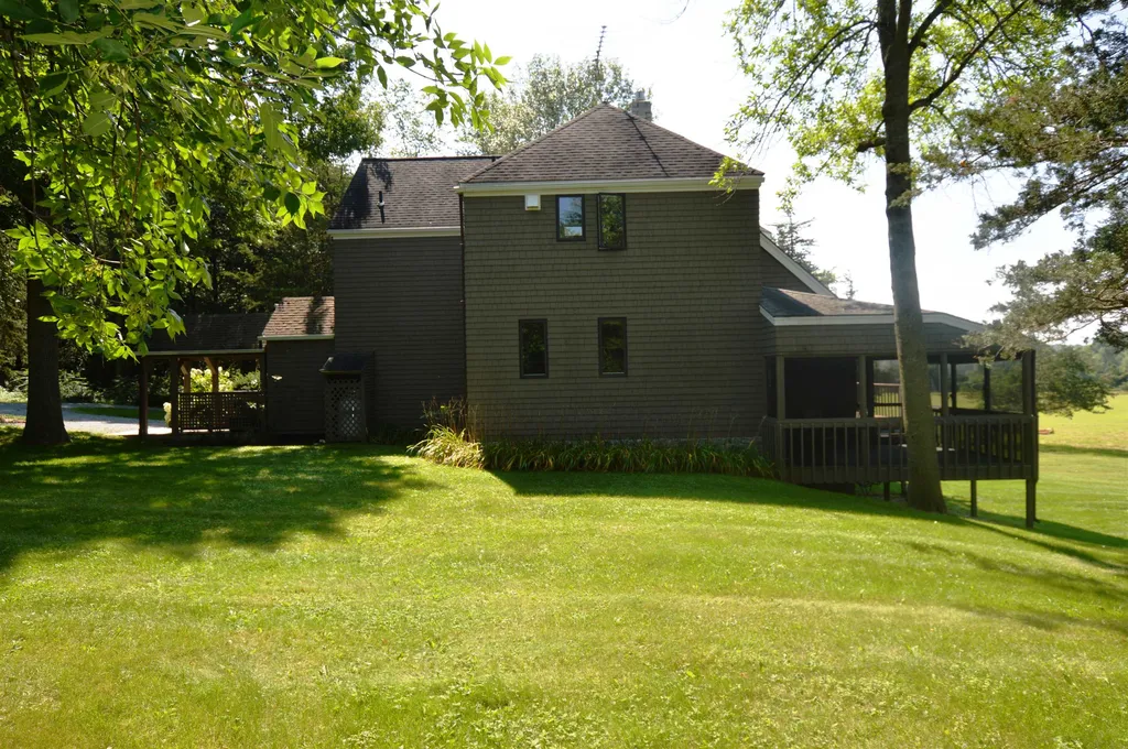 122 Island Farm Road Charlotte VT 05445