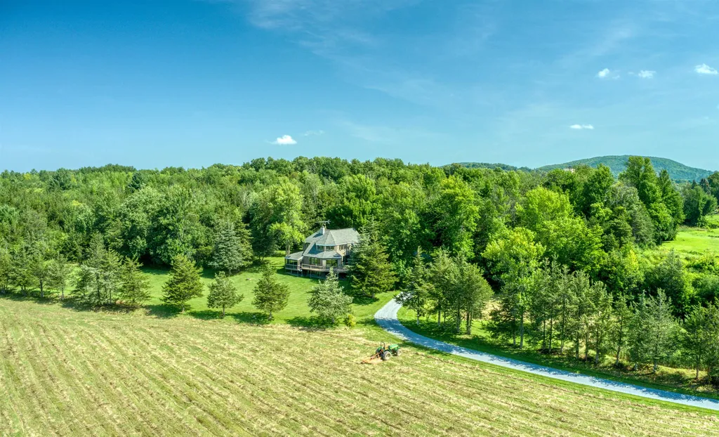 122 Island Farm Road Charlotte VT 05445