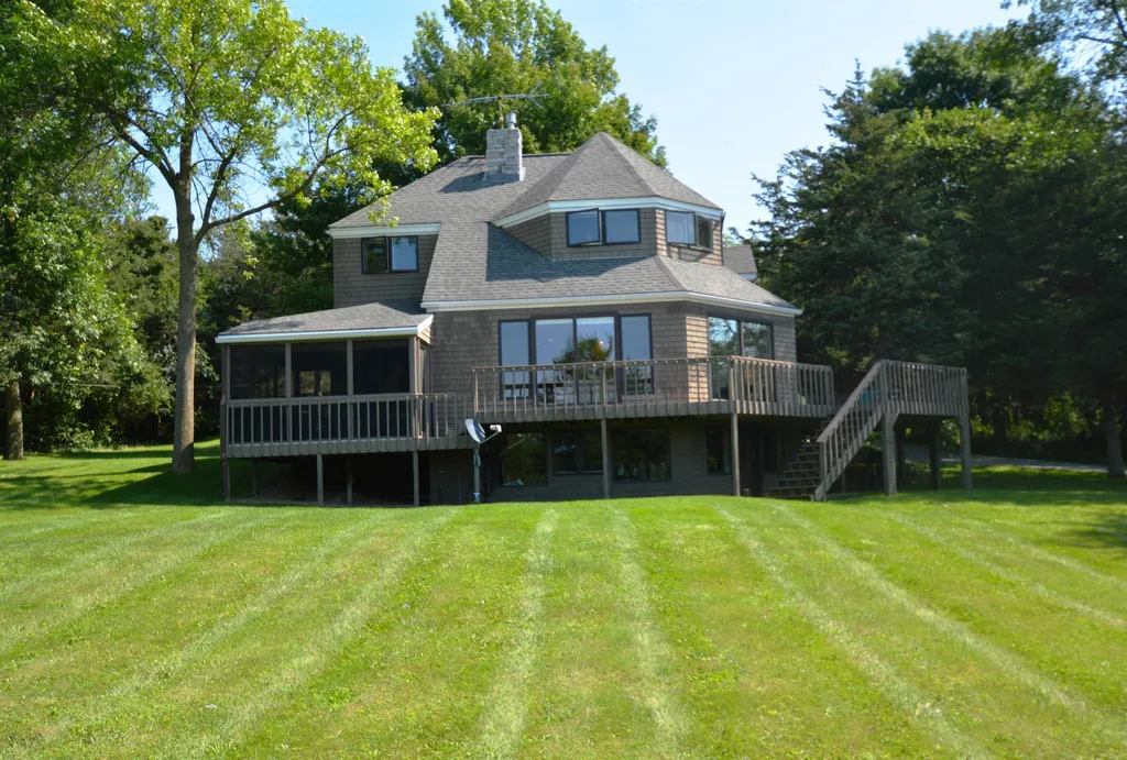 122 Island Farm Road Charlotte VT 05445