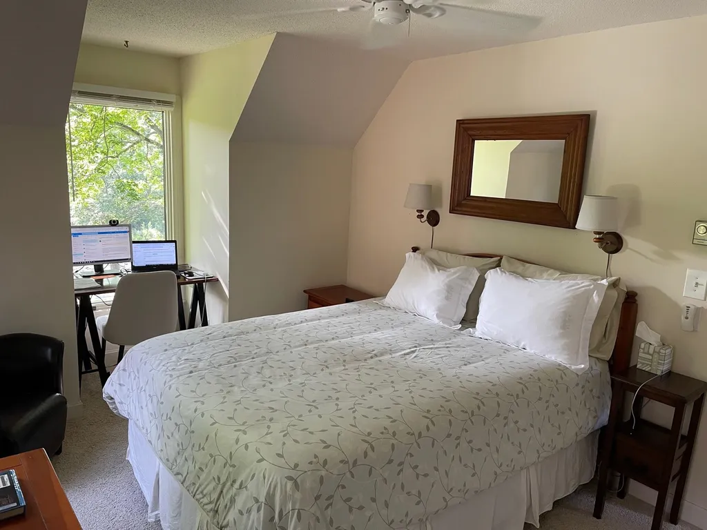 807 Murphy Road Hartford VT 05059