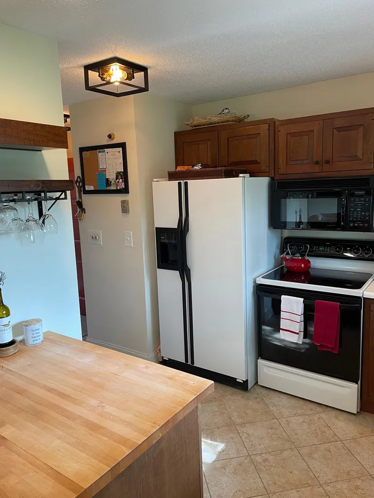 807 Murphy Road Hartford VT 05059