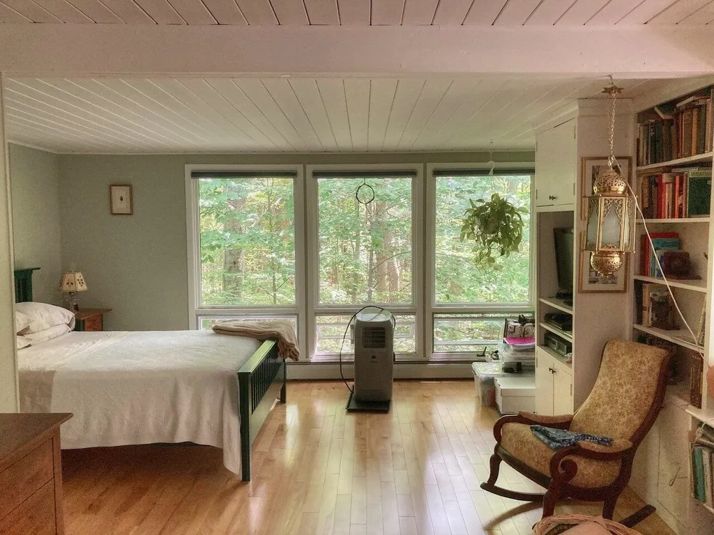 281 Woodbine Road Shelburne VT 05482