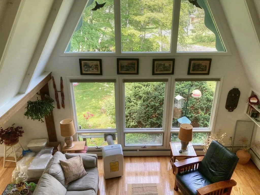 281 Woodbine Road Shelburne VT 05482