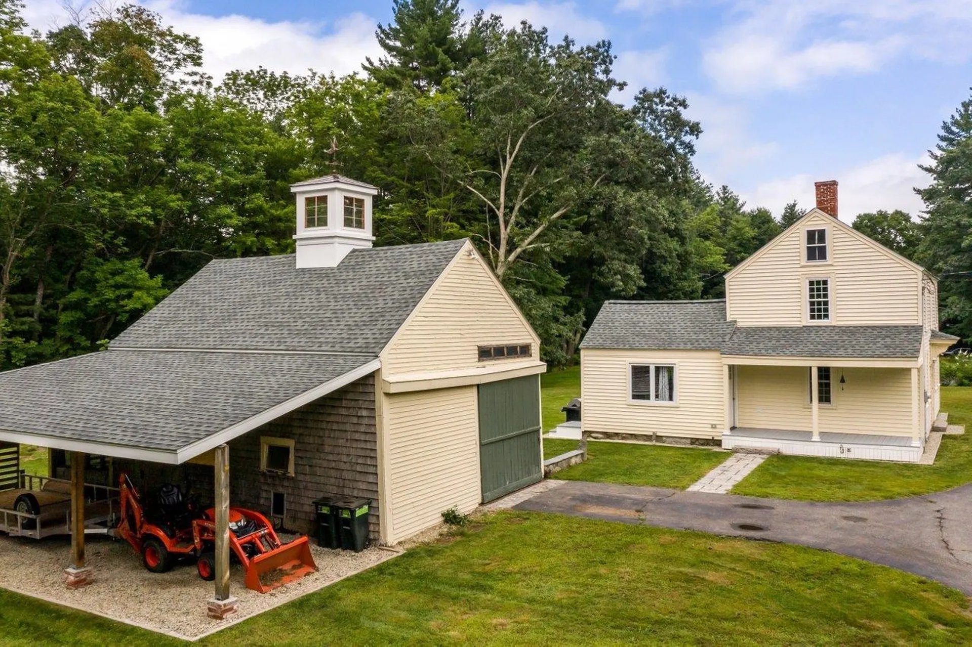 67 Winnicutt Road Stratham NH 03885