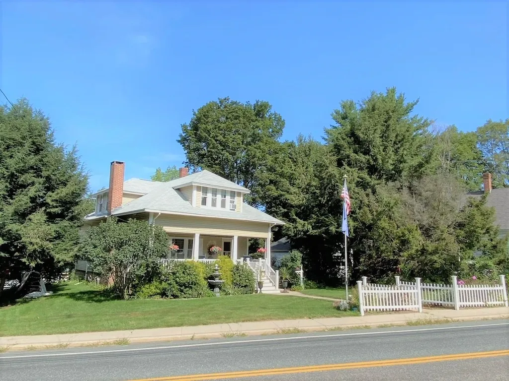 285 Pleasant Street Claremont NH 03743