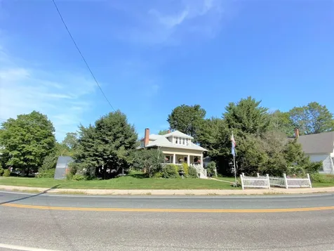 285 Pleasant Street Claremont NH 03743