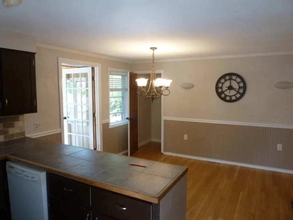 38 Sherwood Meadows Pembroke NH 03275