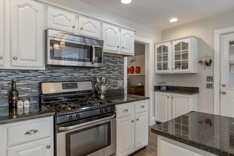 29 Hampton Road Exeter NH 03833